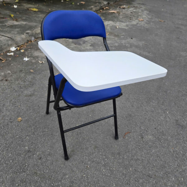 Thanh lý ghế liền bàn học sinh mới 95%