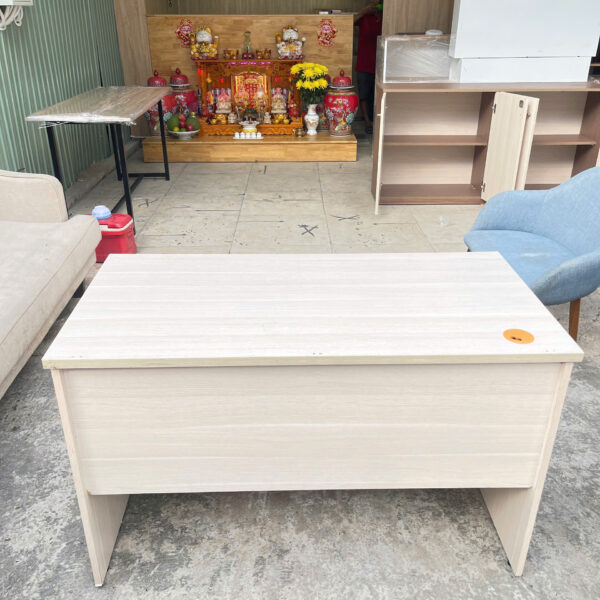 Bàn làm việc cũ 1m2 x 60cm hòa phát mới 90%