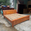 Thanh lý giường gỗ xoan 1m8 x 2m còn mới
