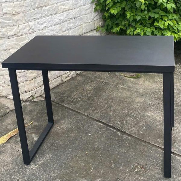 Thanh lý bàn làm việc chân sắt mặt bàn dày mới 95%