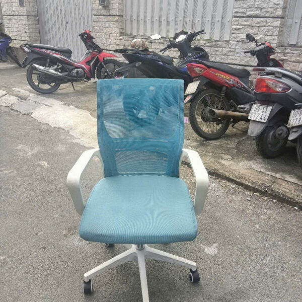 Thanh lý ghế xoay lưng lưới màu xanh ngọc giá rẻ