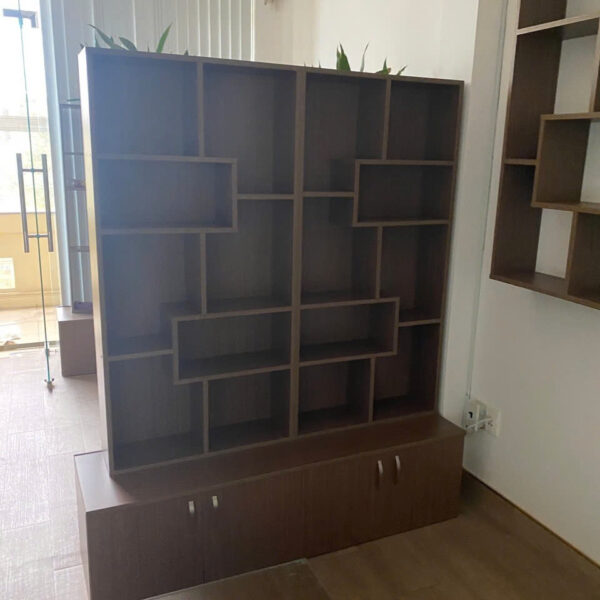 Kệ trưng bày mỹ phẩm đẹp như mới thanh lý giá rẻ