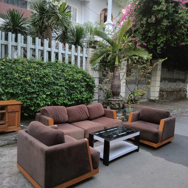 Thanh lý bộ salon gỗ sồi lót nệm mới 95%