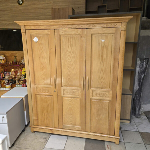 Tủ áo gỗ sồi tự nhiên 3 cánh 1m6 mới 95% giá rẻ