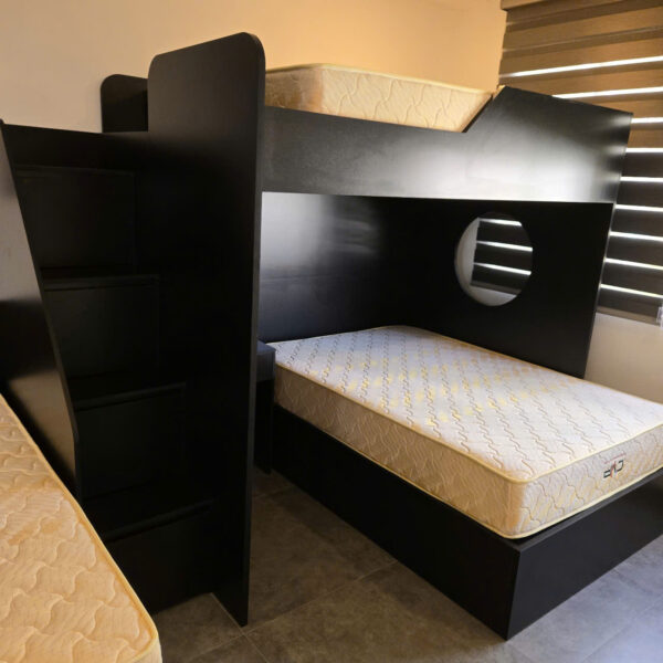 Thanh lý giường tầng gỗ màu đen 1m4 x 2m chống ẩm mới 95%