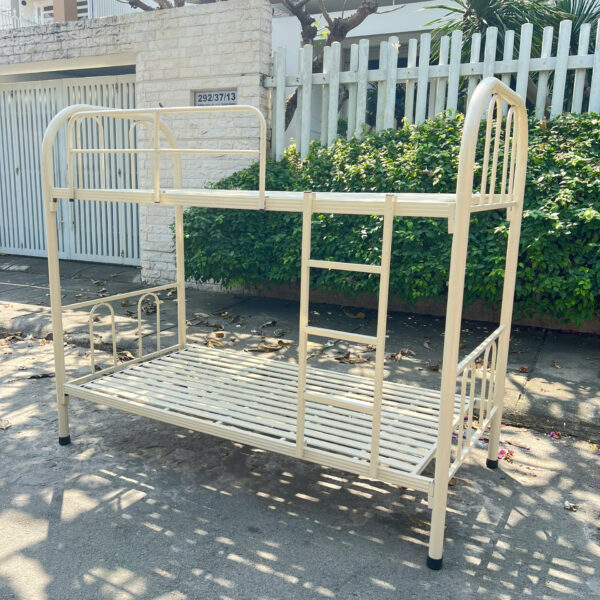 Thanh lý giường tầng sắt 1m x 2m như mới 95%