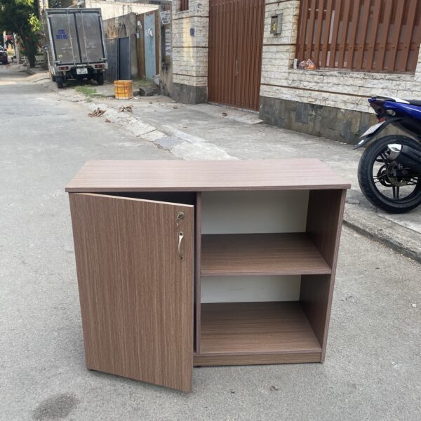 Thanh lý tủ hồ sơ cũ màu nâu như mới