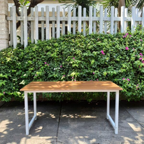 Thanh lý Bàn làm việc chân sắt 1m55x70cm màu nâu