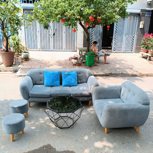 Thanh lý Sofa băng xanh chân gỗ 90% kèm bàn kim cương