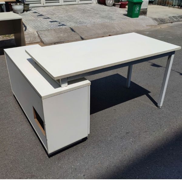 Thanh lý Bàn giám đốc chữ L chân sắt cũ đẹp