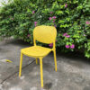 Ghế ăn, ghế cà phê nhựa đúc lỗ màu vàng như mới