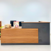 Quầy lễ tân văn phòng góc L gỗ MDF hiện đại