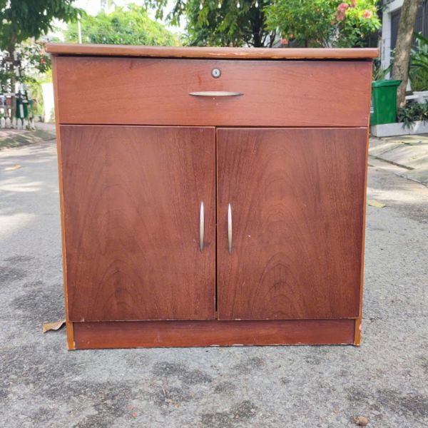 Tủ hồ sơ thấp 2 cánh cũ màu nâu 80cmx80cm giá rẻ