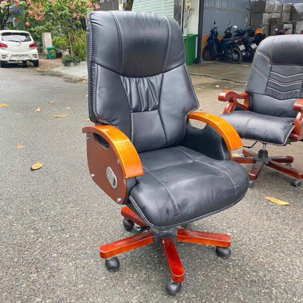 Ghế Giám đốc da màu đen cao cấp thanh lý