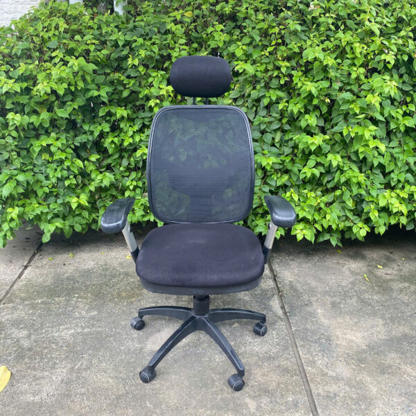 Ghế xoay Trưởng phòng lưng lưới cũ giá rẻ
