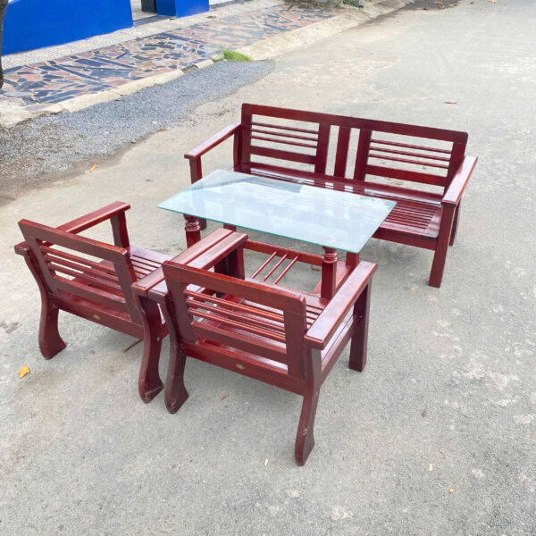 Bộ bàn ghế gỗ xoan đào HAGL thanh lý