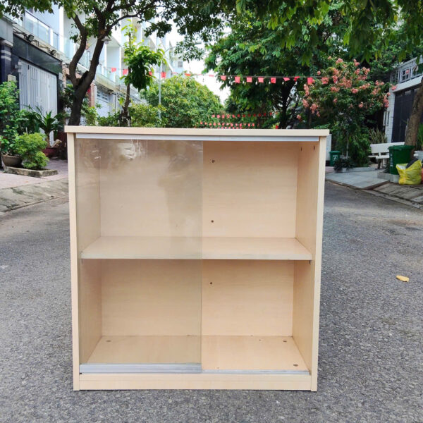Tủ trưng bày thấp cửa kính lùa thanh lý