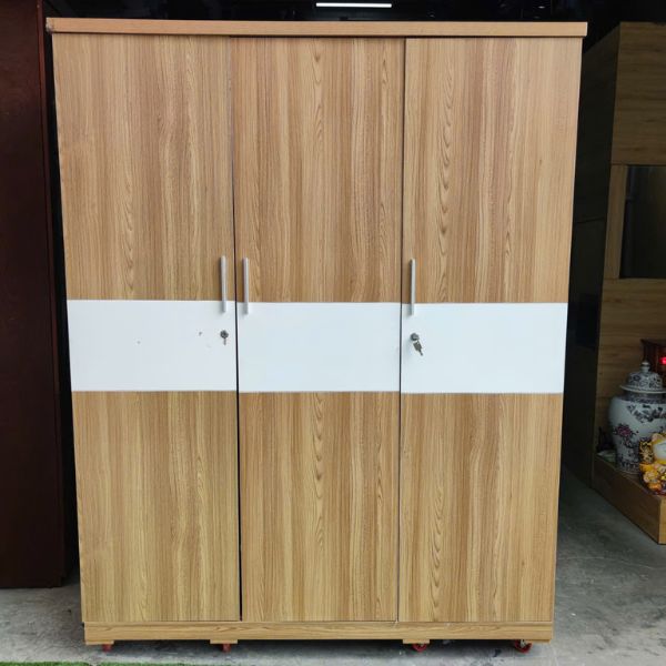 Tủ quần áo 3 cánh gỗ công nghiệp nâu mới 90%
