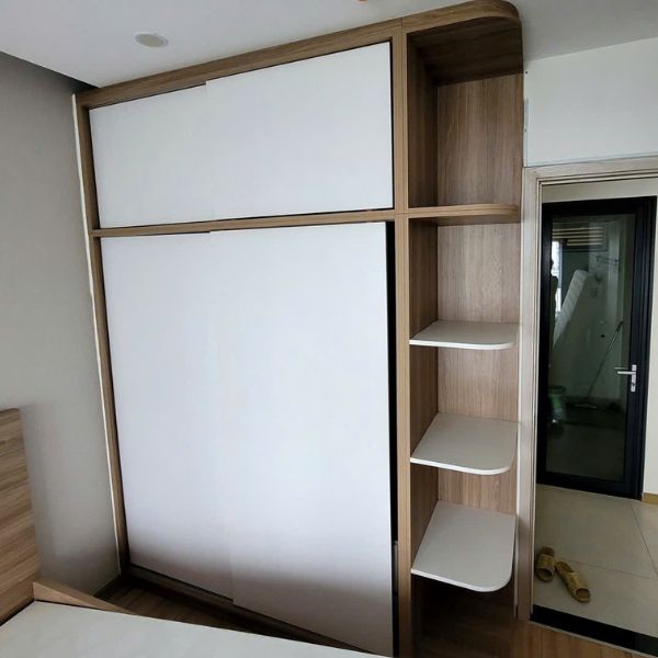 Thanh lý tủ áo cửa lùa liền kệ kịch trần 2m7x2m1