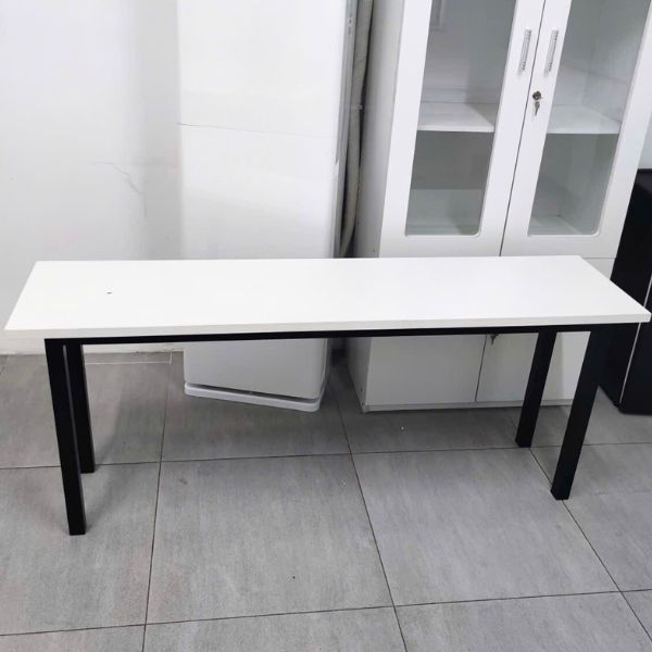 Bàn chân sắt 1m6x40cm mặt gỗ MDF mới 90%