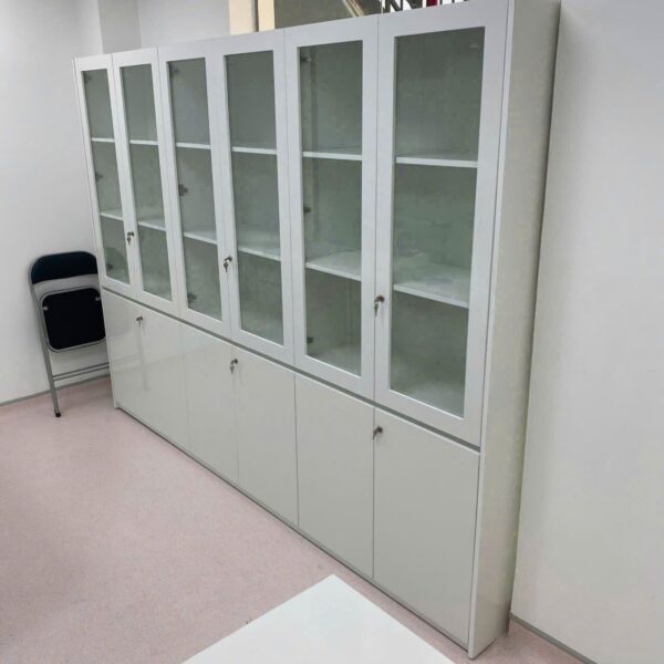 Tủ hồ sơ, tủ tài liệu gỗ công nghiệp cửa kính mới 99%