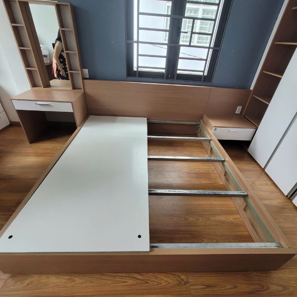 combo-giuong-kem-tab-thanh-ly-gia-re