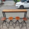 Thanh lý bàn quầy bar mặt gỗ khung sắt dày dặn
