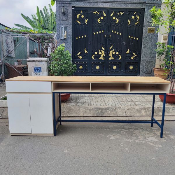 Bàn quầy bar văn phòng mặt gỗ tự nhiên cao cấp mới 90%